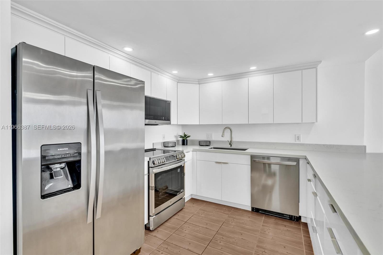 ADMIRALS PORT CONDO - Residential Lease