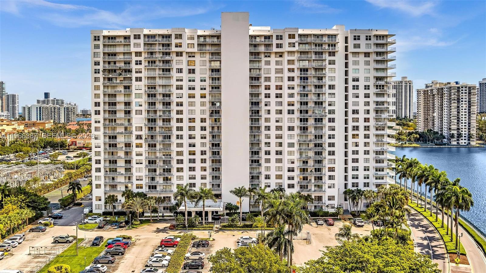 ADMIRALS PORT CONDO - Residential Lease