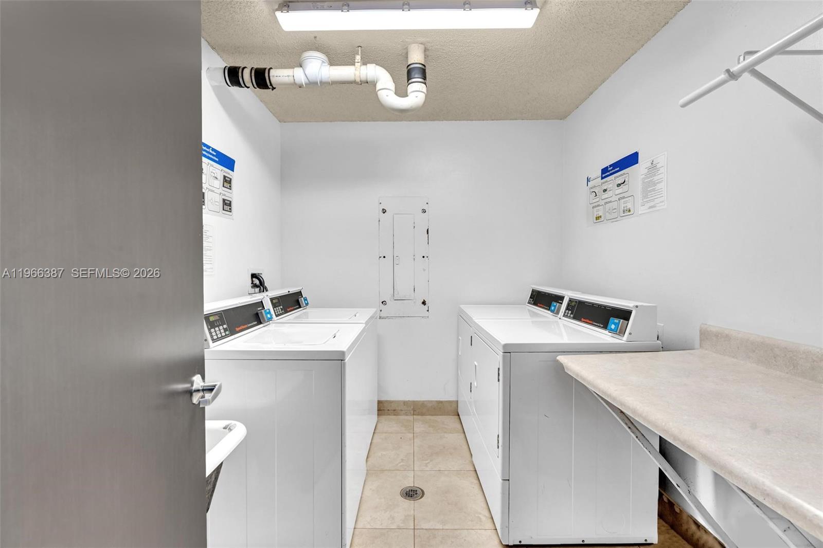 ADMIRALS PORT CONDO - Residential Lease