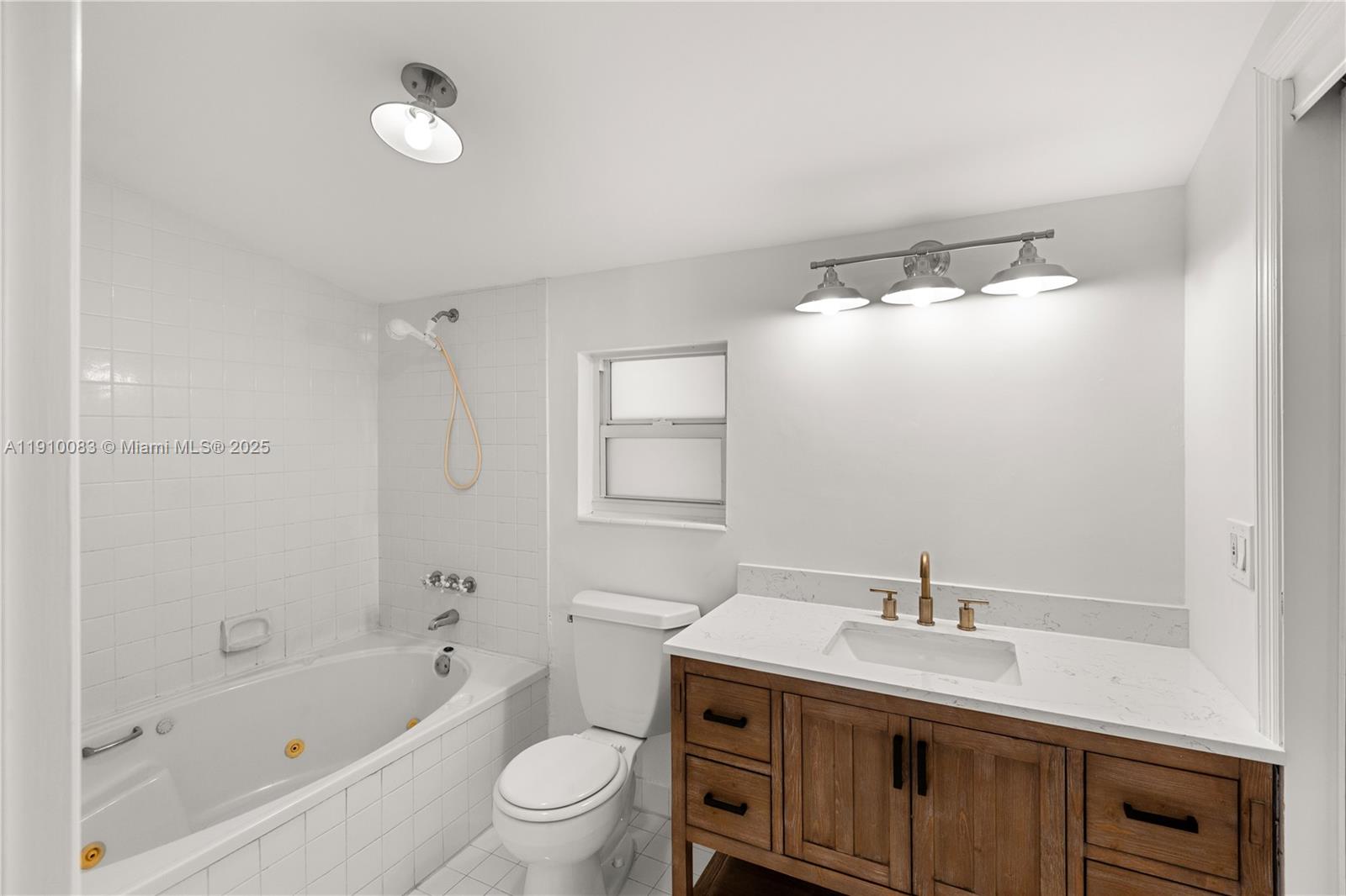 CORAL GABLES CRAFTS SEC - Residential Lease