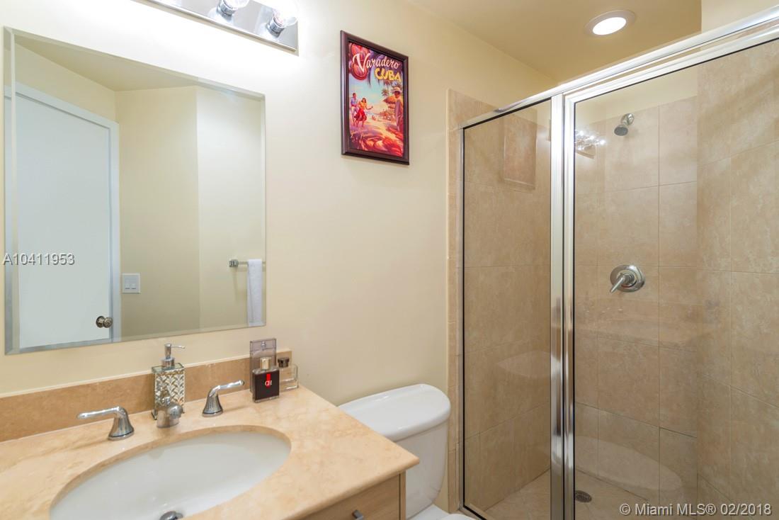 CITY 24 CONDO - Residential Lease