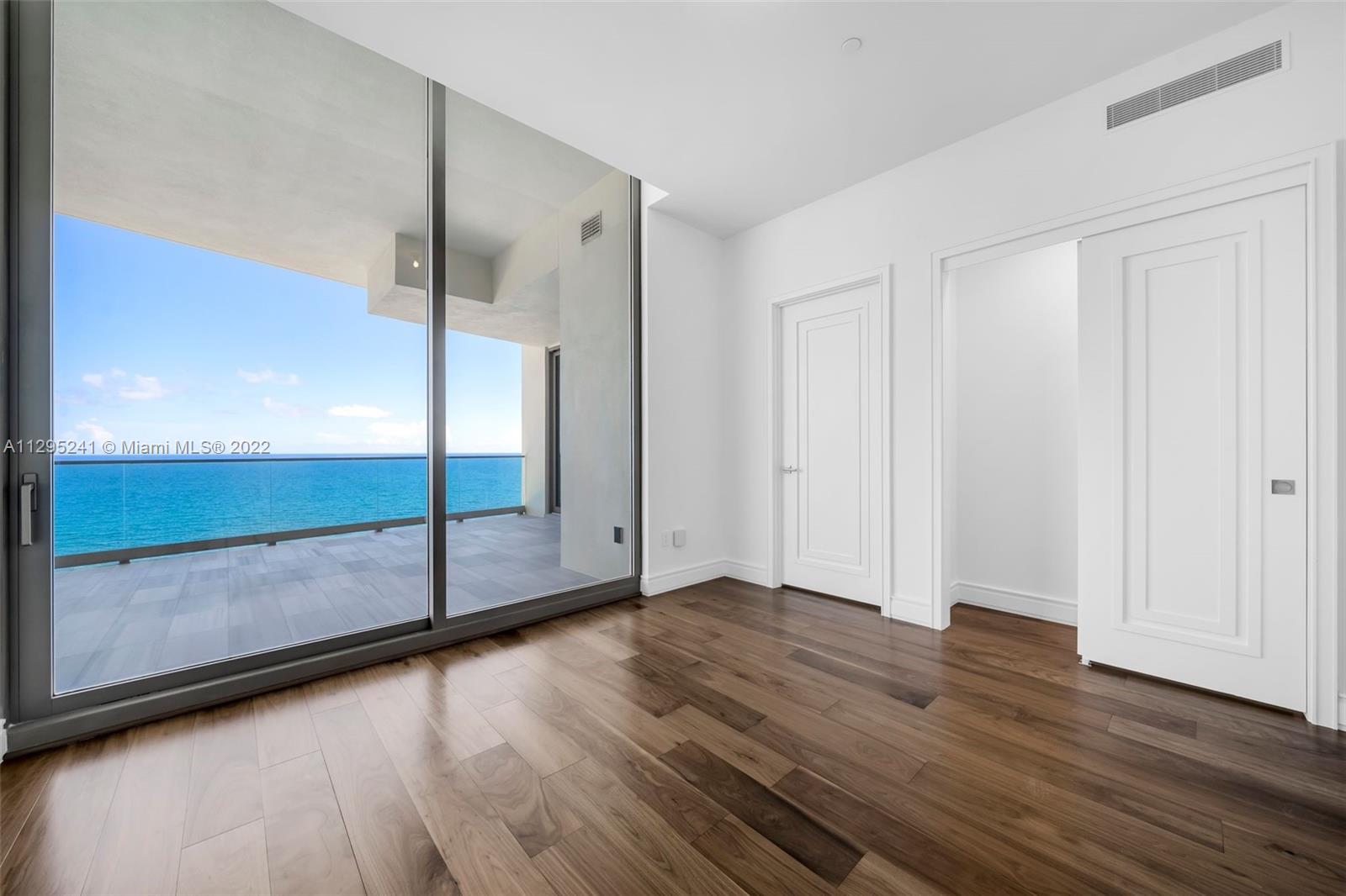 Photo 31 of 44 of 17901 Collins Avenue 1605 condo