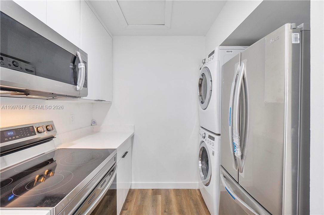 LAGO GRANDE ONE CONDO - Residential Lease