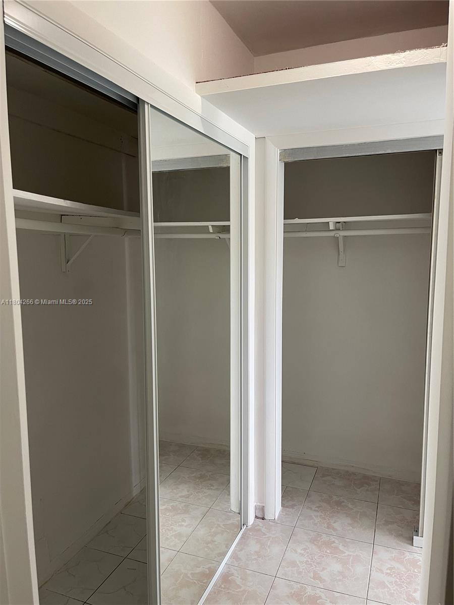 APRIL MIST CONDO - Residential Lease