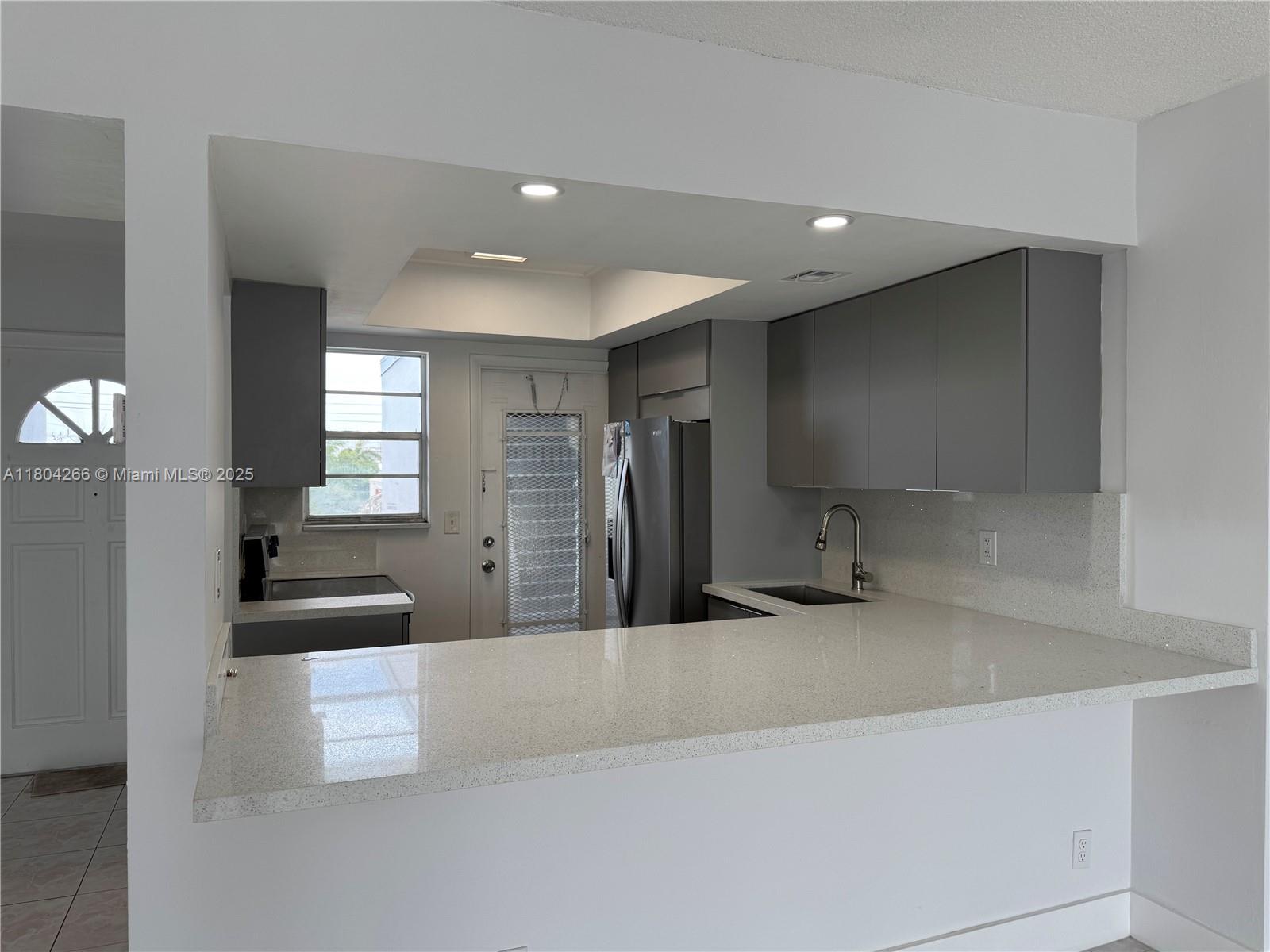 APRIL MIST CONDO - Residential Lease