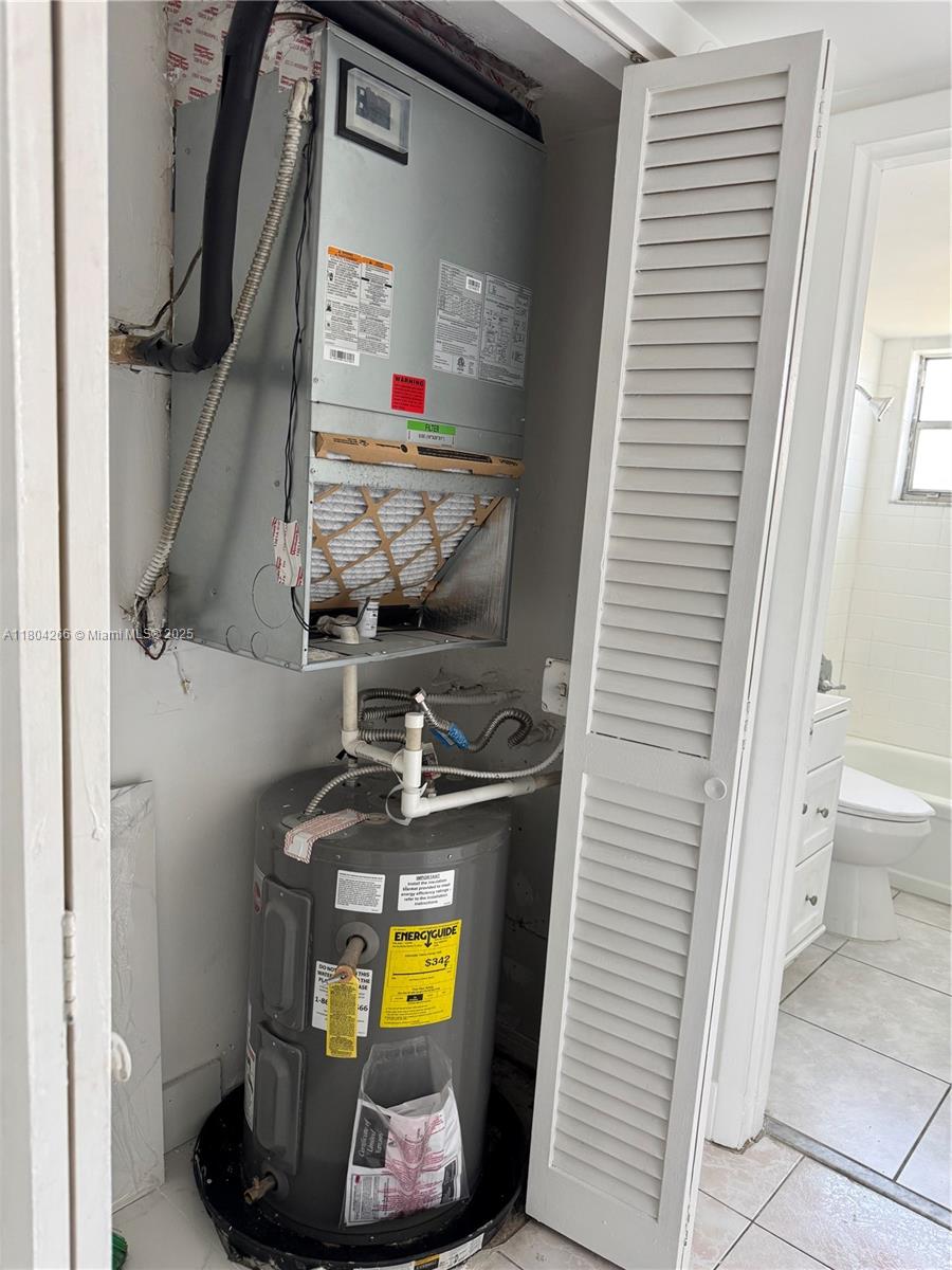 APRIL MIST CONDO - Residential Lease