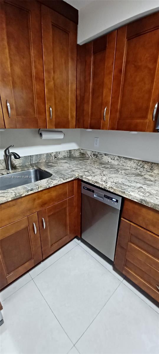 POINT EAST SEC III CONDO - Residential Lease