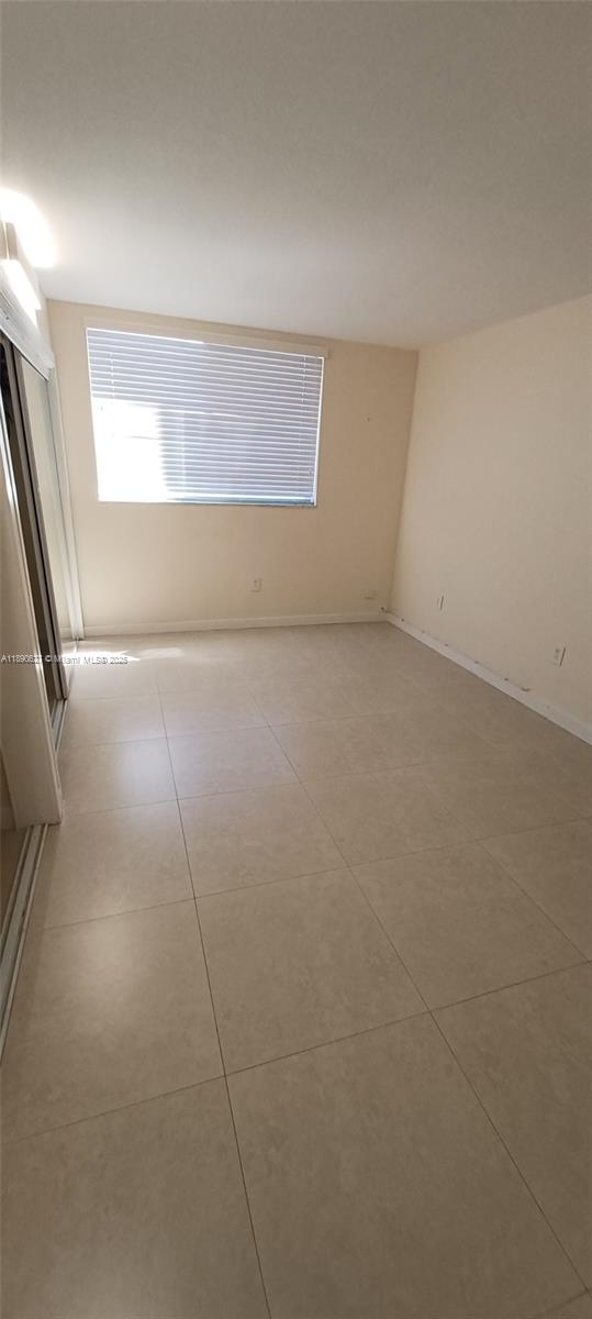 POINT EAST SEC III CONDO - Residential Lease