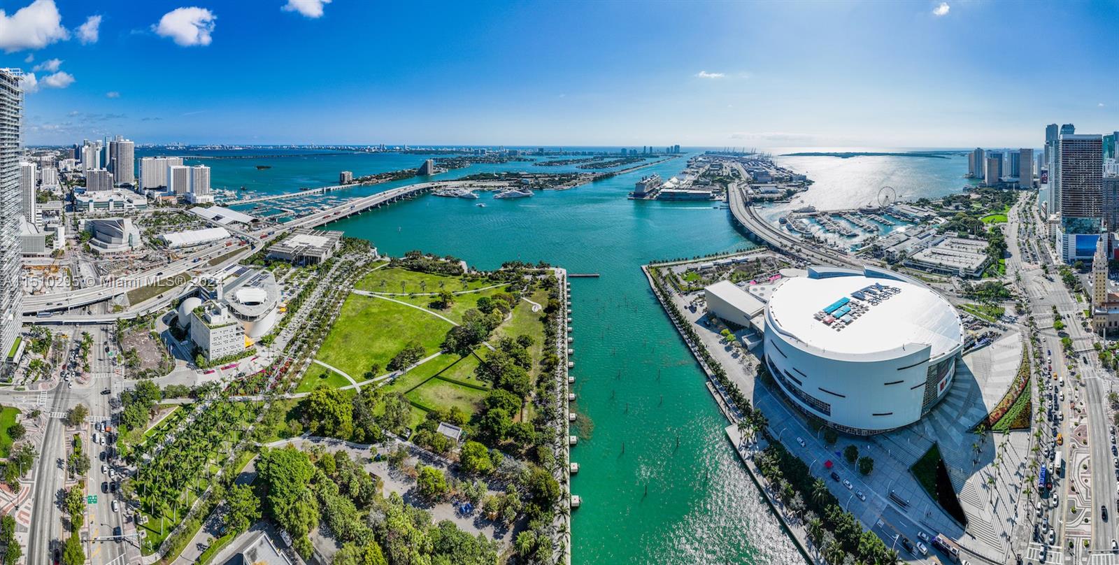 900 BISCAYNE BAY CONDO - Residential