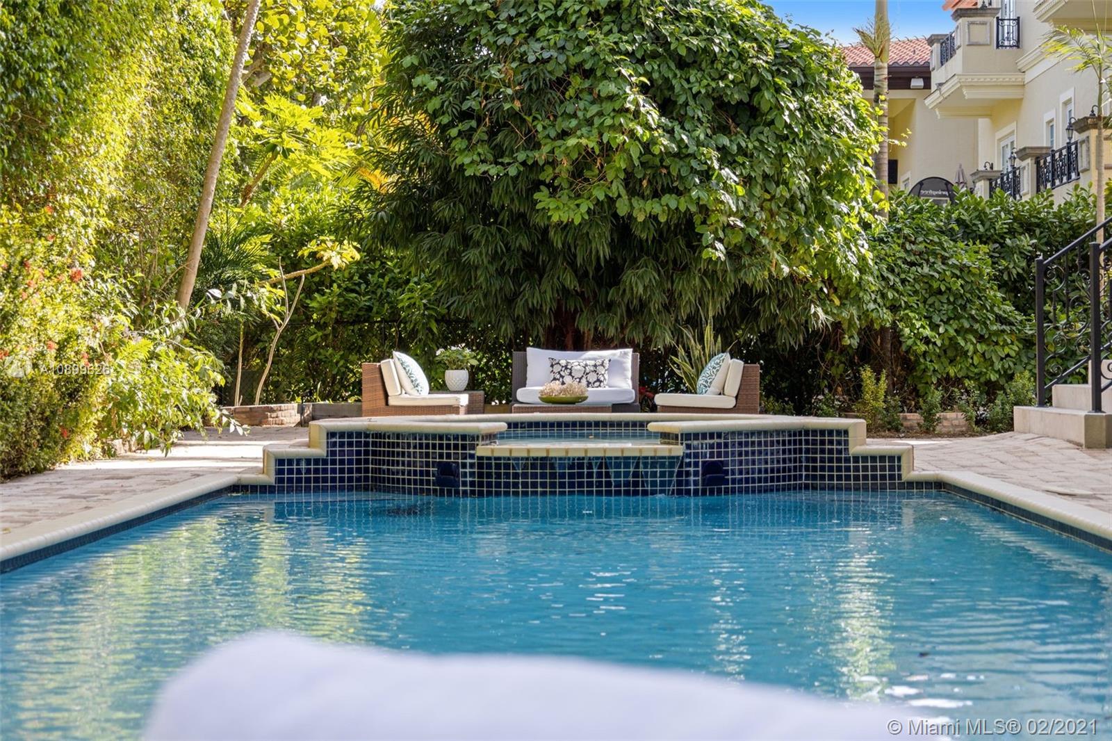KLEBBA BAY ESTATES - Residential