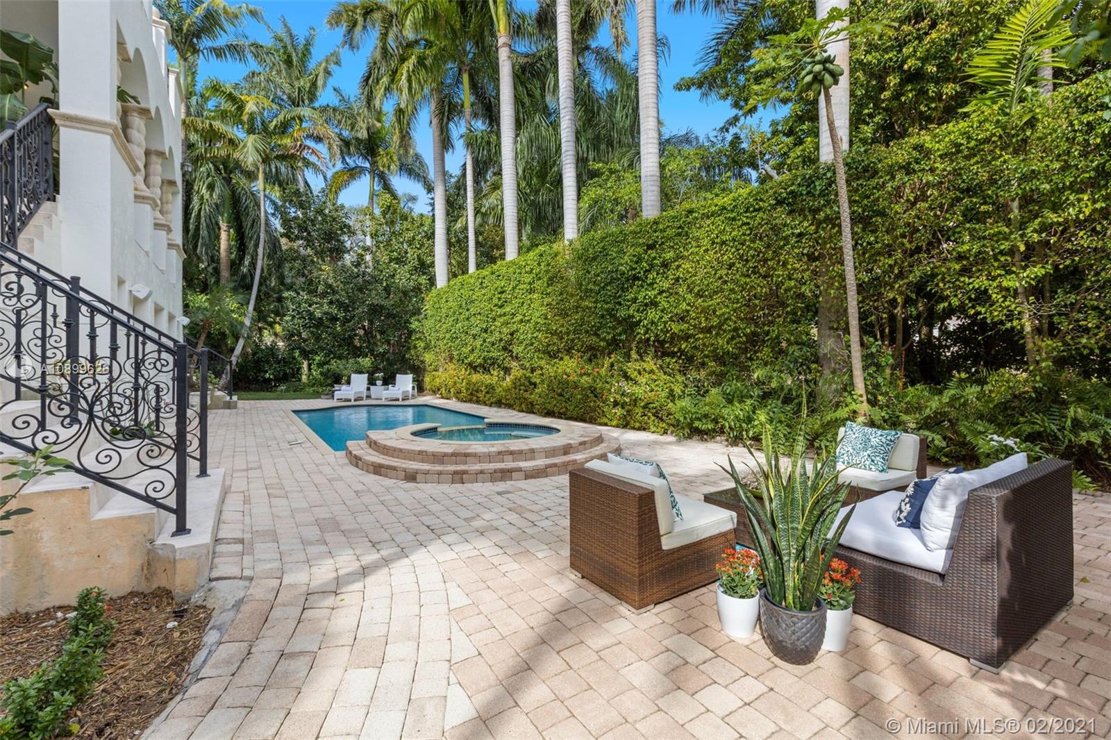 KLEBBA BAY ESTATES - Residential
