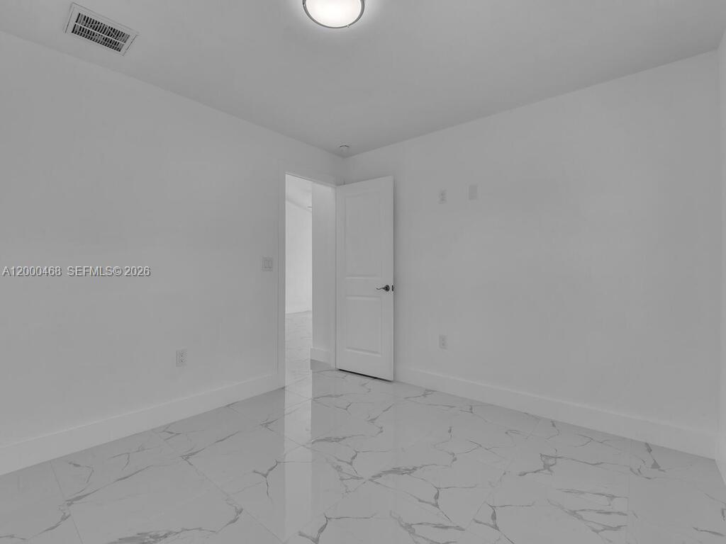 LEHIGH ESTATES - Residential Income