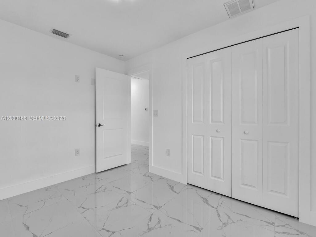 LEHIGH ESTATES - Residential Income