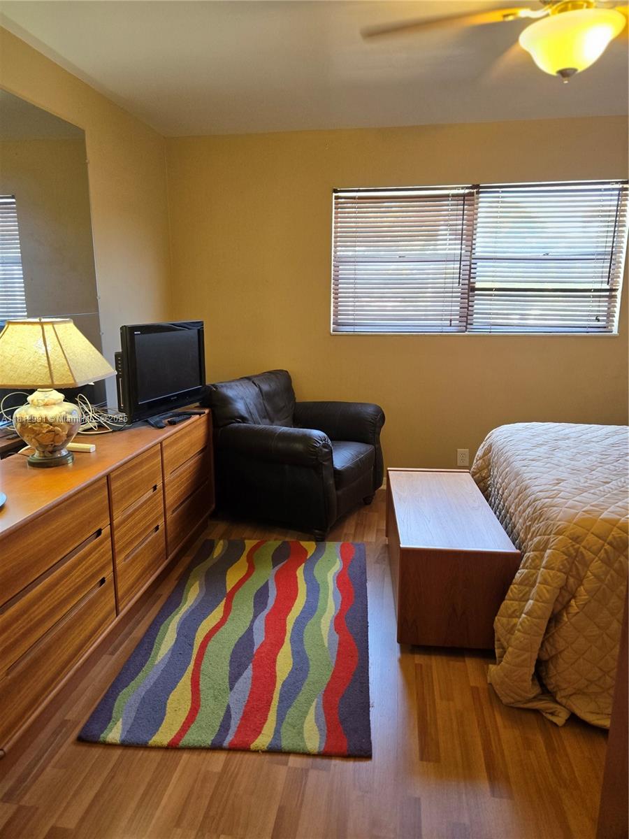 PALM VILLAGE CLUB CONDO - Residential