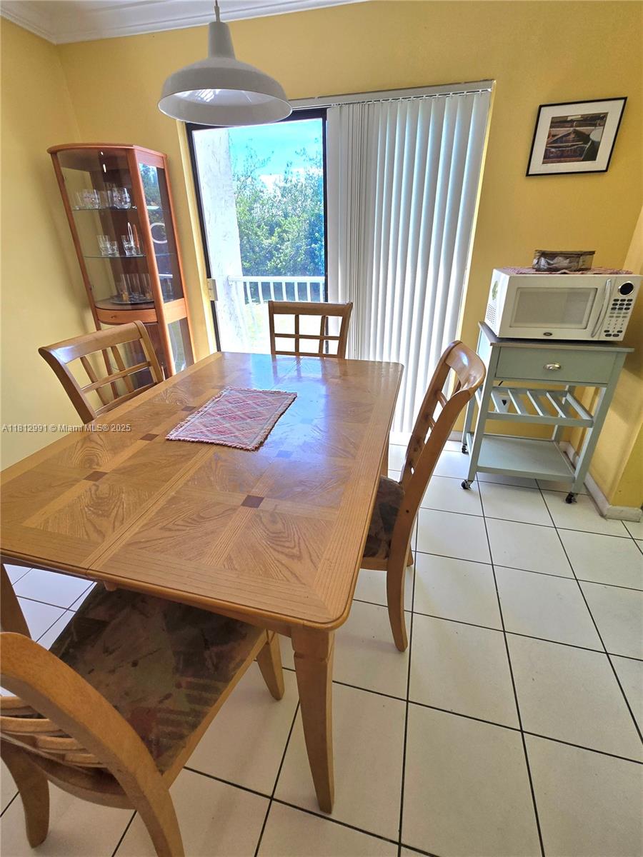 PALM VILLAGE CLUB CONDO - Residential