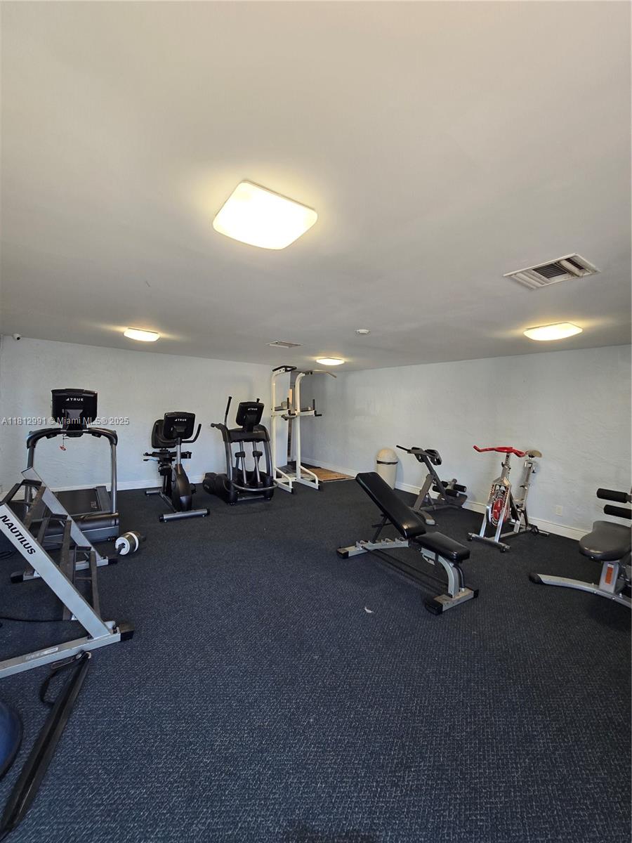 PALM VILLAGE CLUB CONDO - Residential