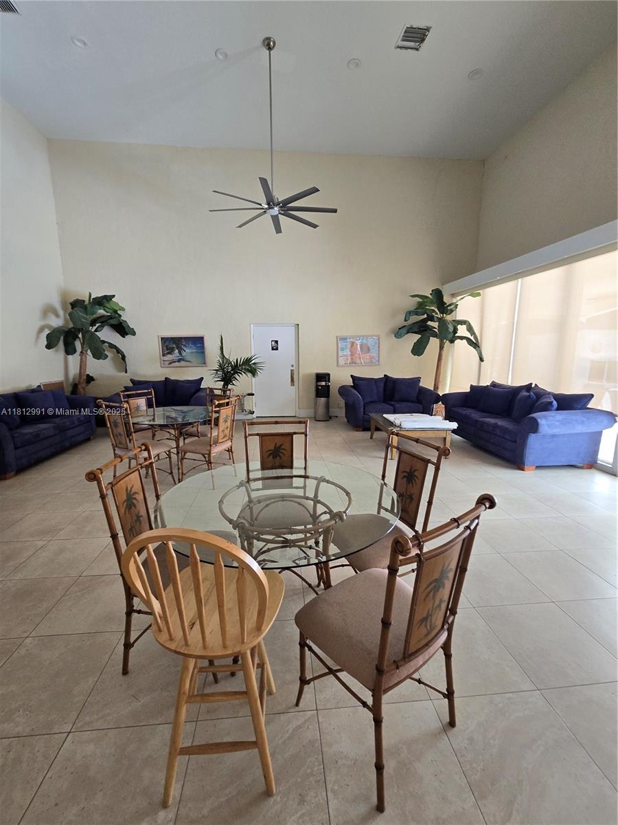 PALM VILLAGE CLUB CONDO - Residential