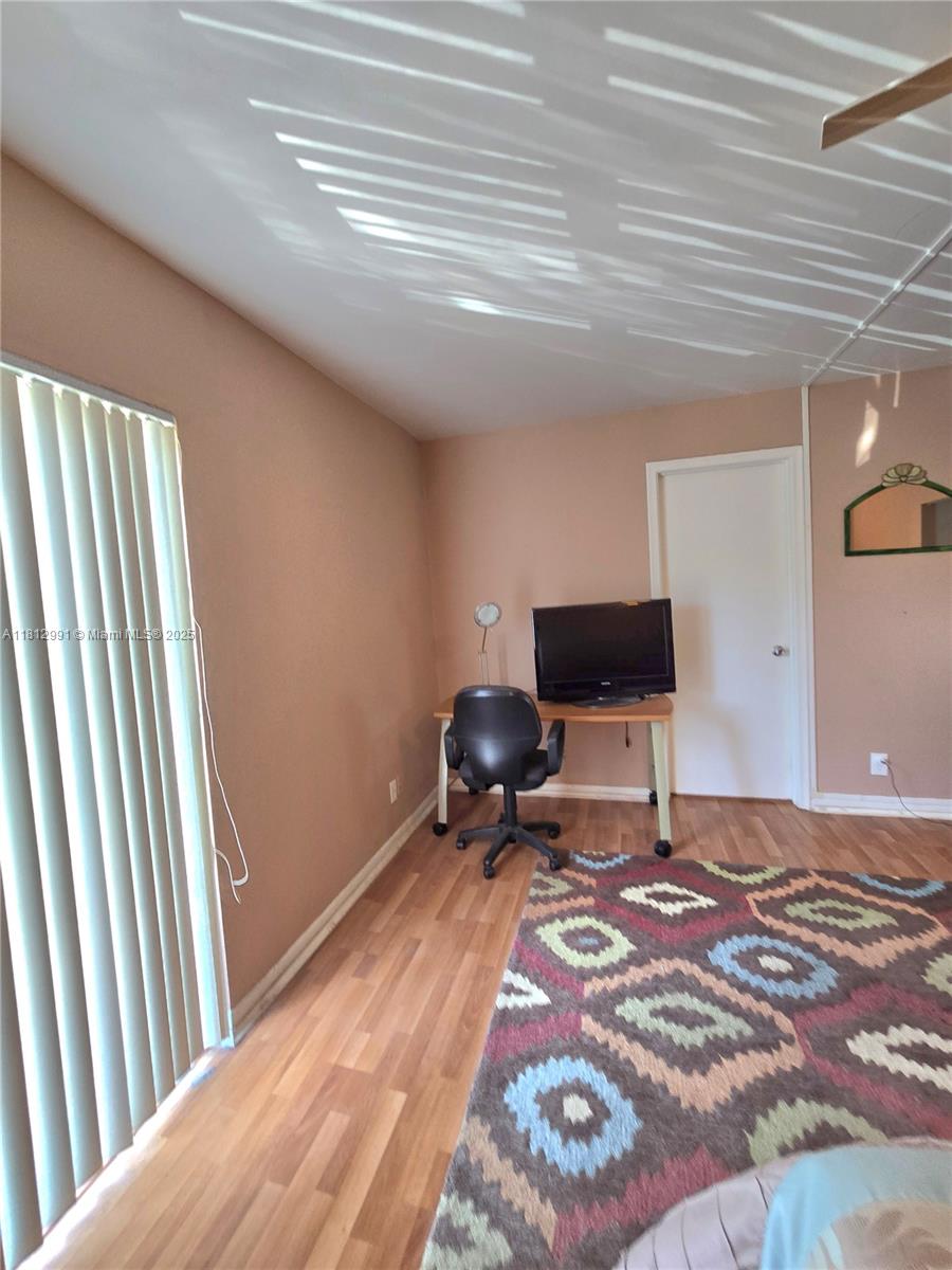 PALM VILLAGE CLUB CONDO - Residential