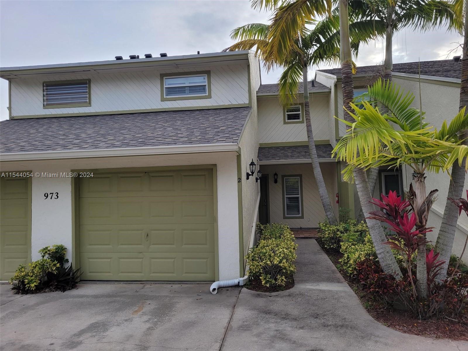 Property for Sale at 973 Nw Spruce Ridge Dr 2, Stuart, Martin County, Florida - Bedrooms: 3 
Bathrooms: 3  - $356,000