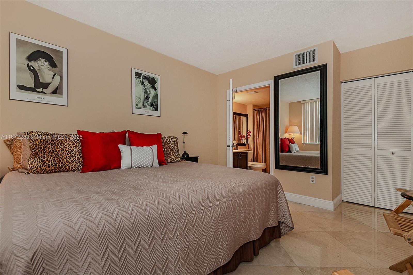 YACHT CLUB AT PORTOFINO C - Residential Lease