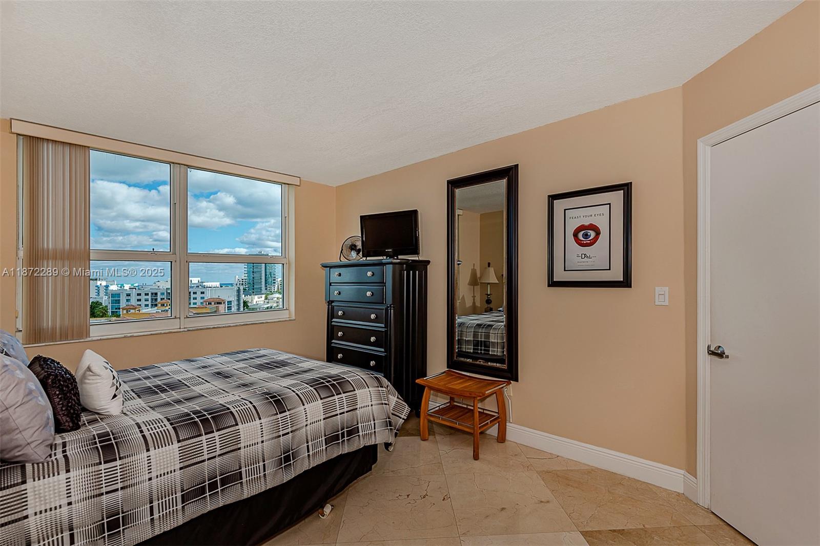 YACHT CLUB AT PORTOFINO C - Residential Lease