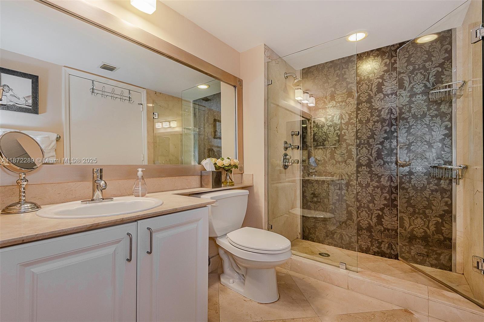 YACHT CLUB AT PORTOFINO C - Residential Lease