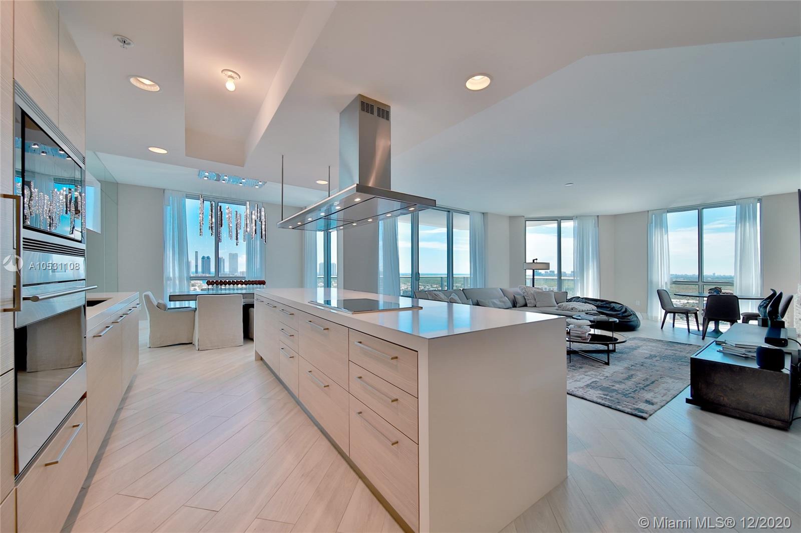 MARINA PALMS RESIDENCES S - Residential