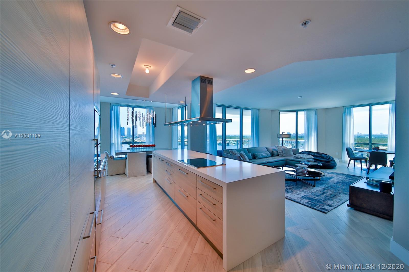 MARINA PALMS RESIDENCES S - Residential
