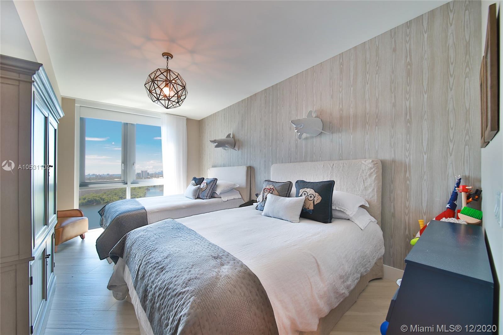 MARINA PALMS RESIDENCES S - Residential