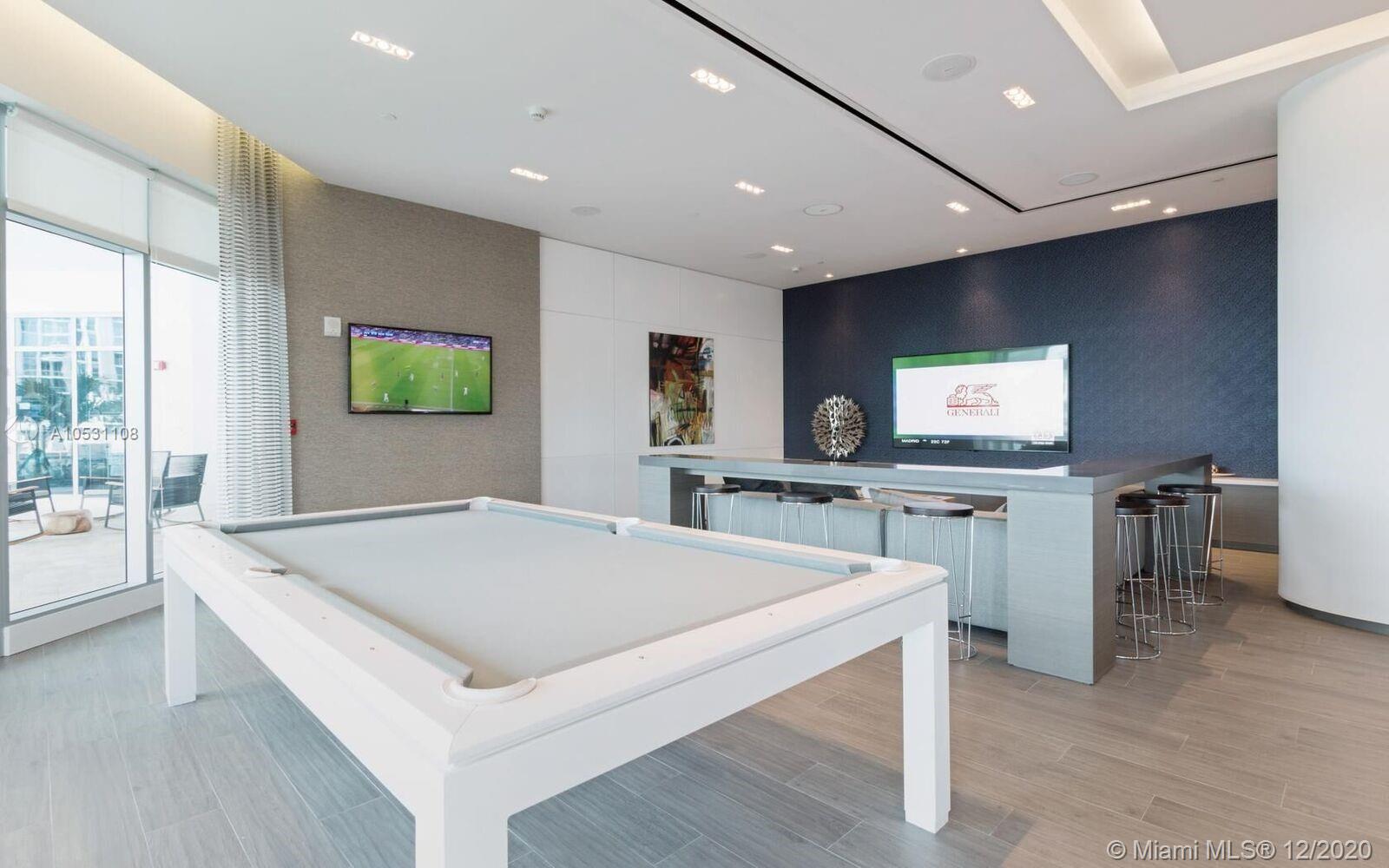 MARINA PALMS RESIDENCES S - Residential