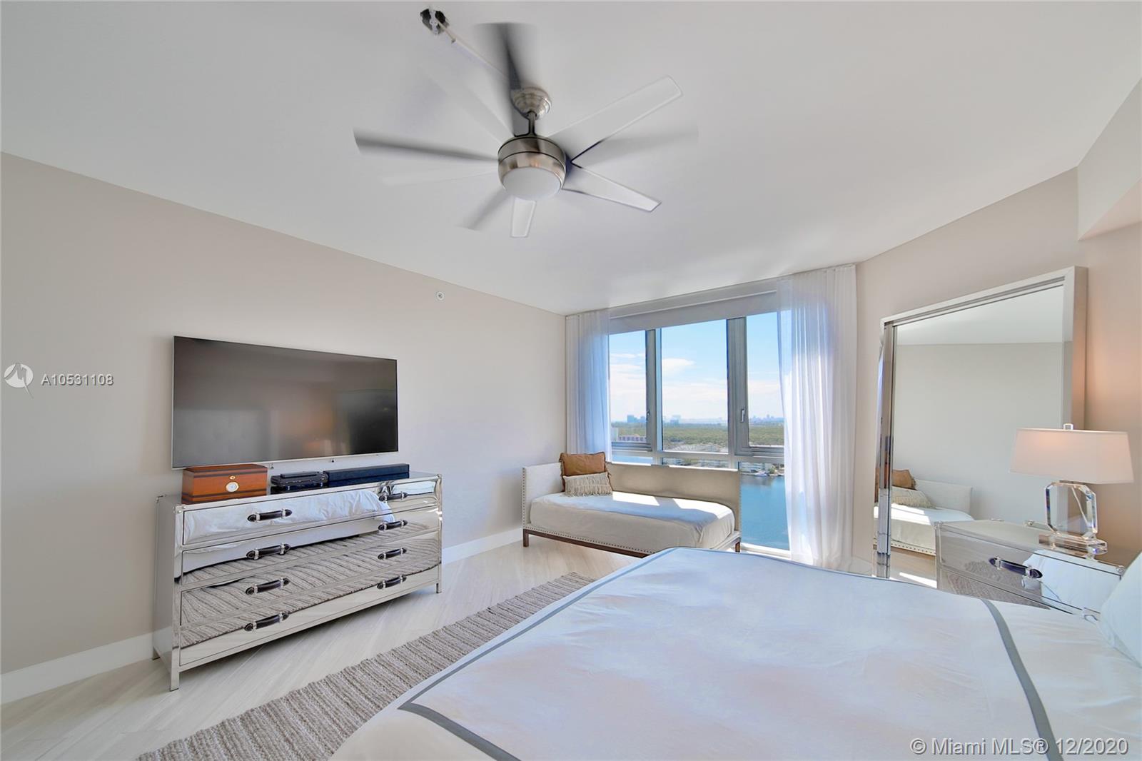 MARINA PALMS RESIDENCES S - Residential