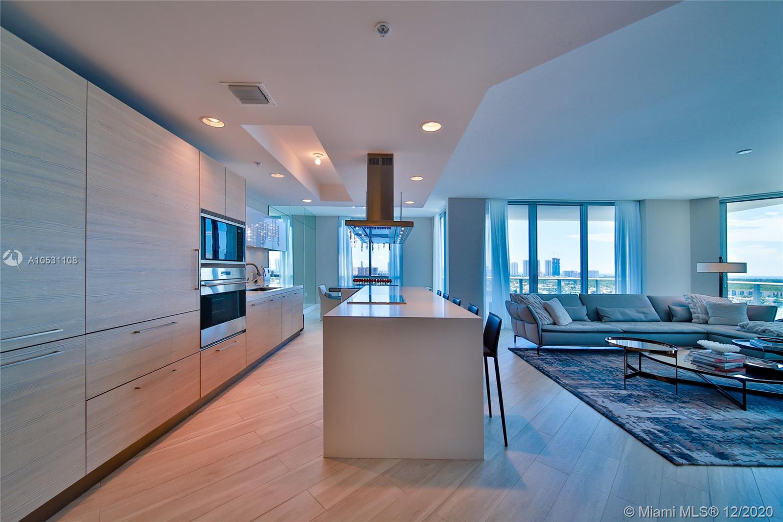 MARINA PALMS RESIDENCES S - Residential
