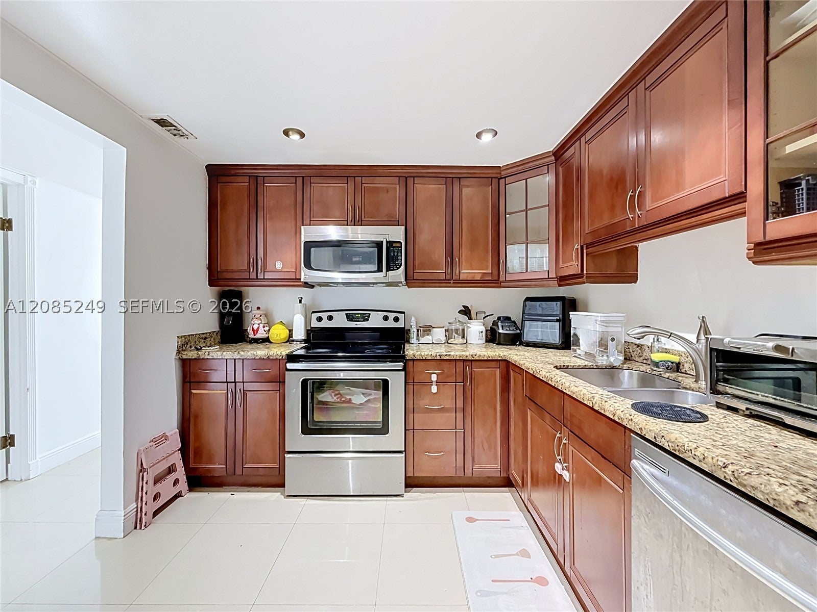 1351 NE Miami Gardens Dr 1414E