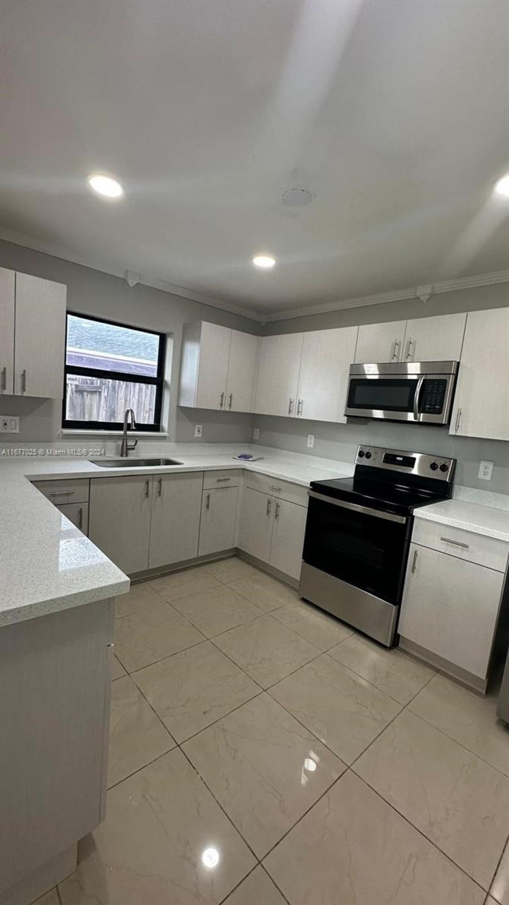 Photo of 728 SW 16th Ave, Fort Lauderdale, FL 33312 (MLS # A11677025)