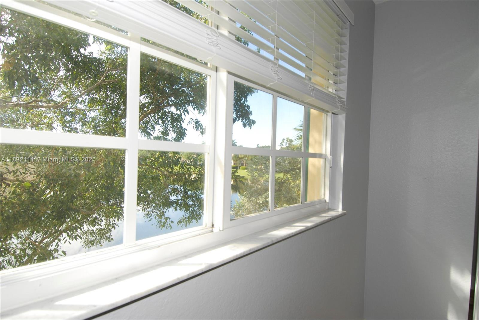 SADDLE BRIDGE - Residential