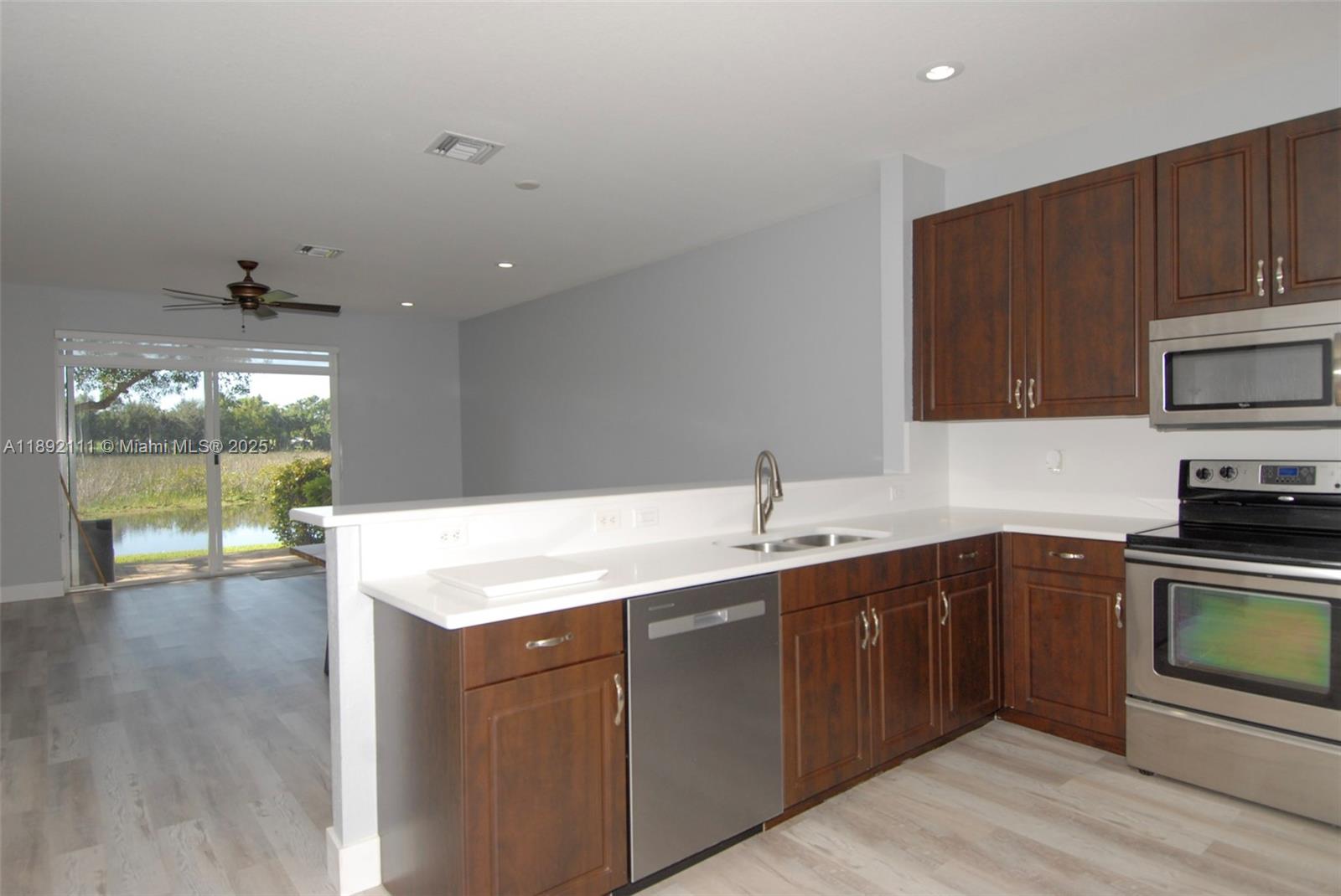 SADDLE BRIDGE - Residential