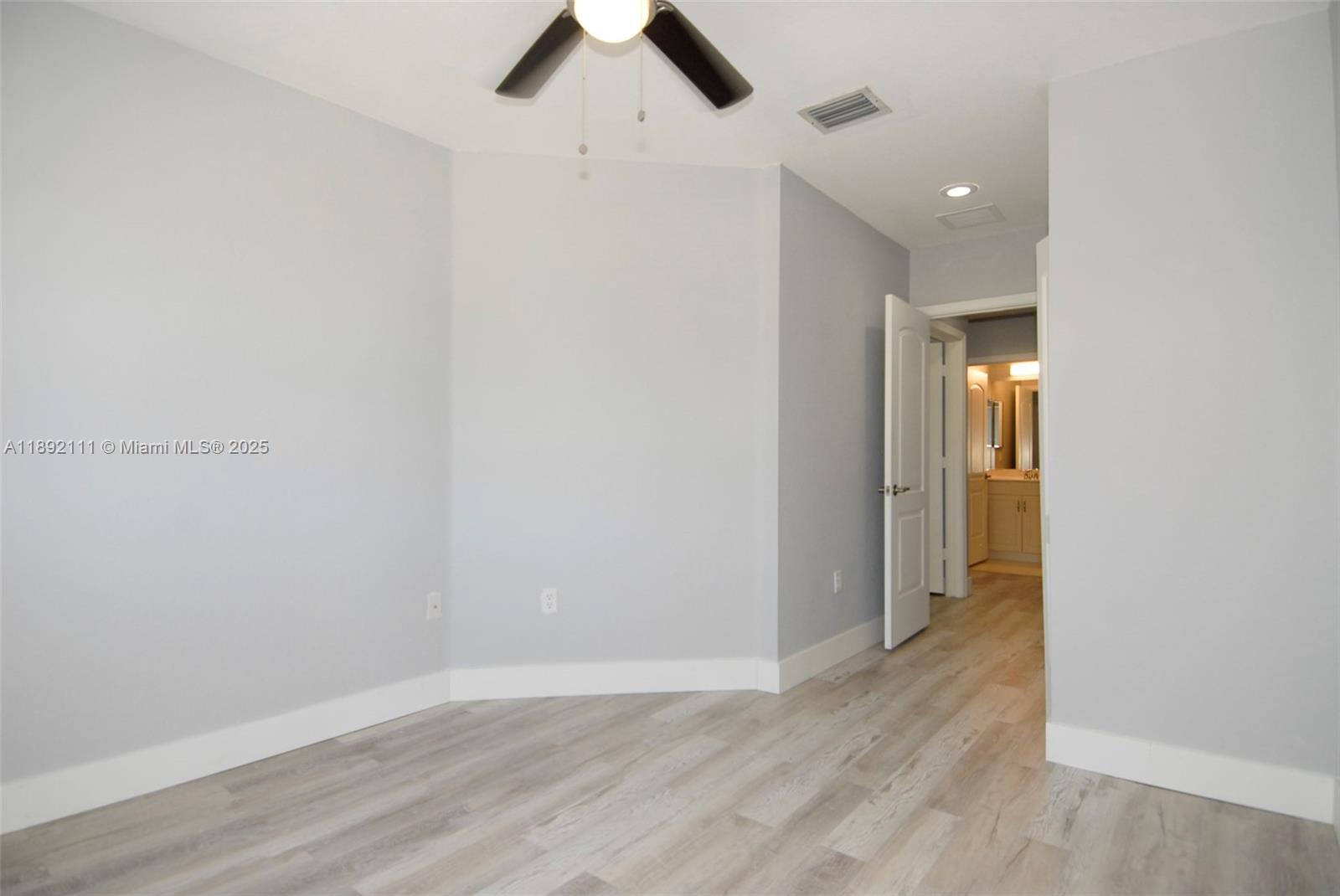 SADDLE BRIDGE - Residential