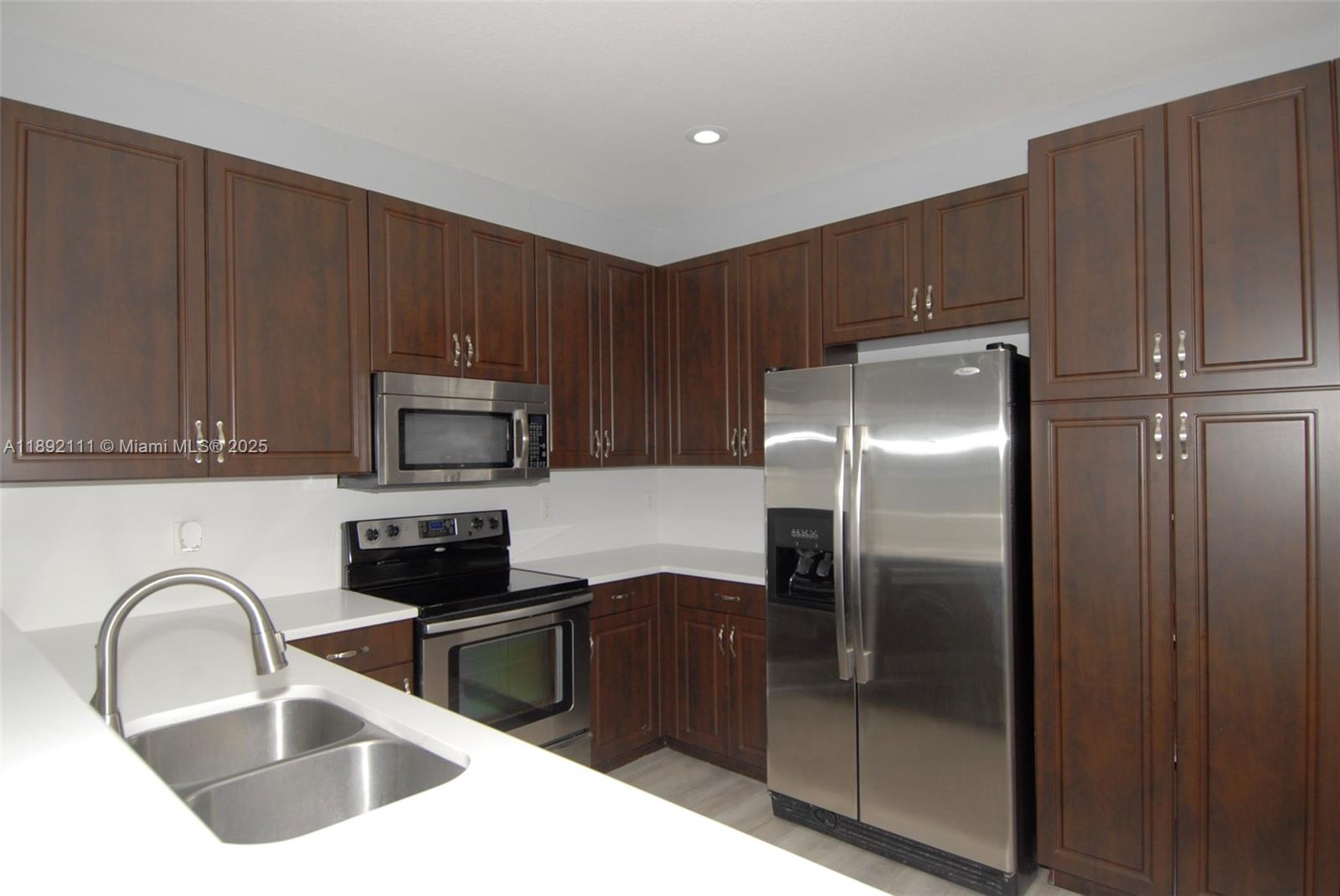 SADDLE BRIDGE - Residential