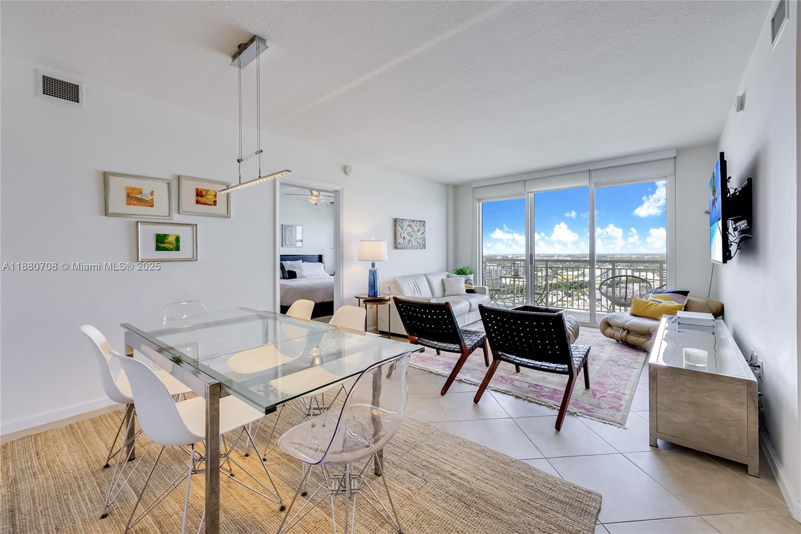 TURNBERRY ON THE GREEN CO - Residential