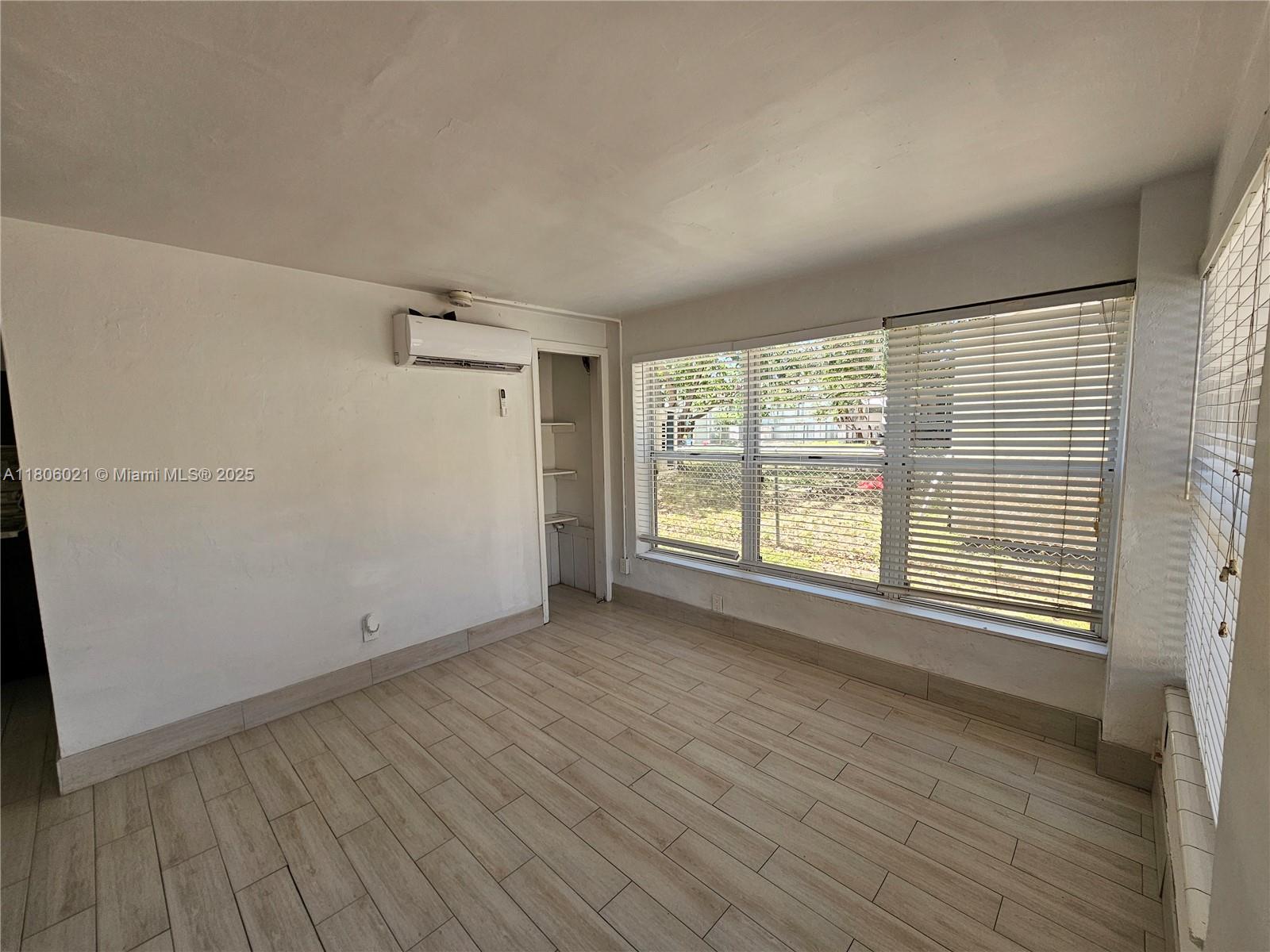 26 Se 13th Ter 7, Dania Beach, Miami-Dade County, Florida - 1 Bedrooms  
1 Bathrooms - 