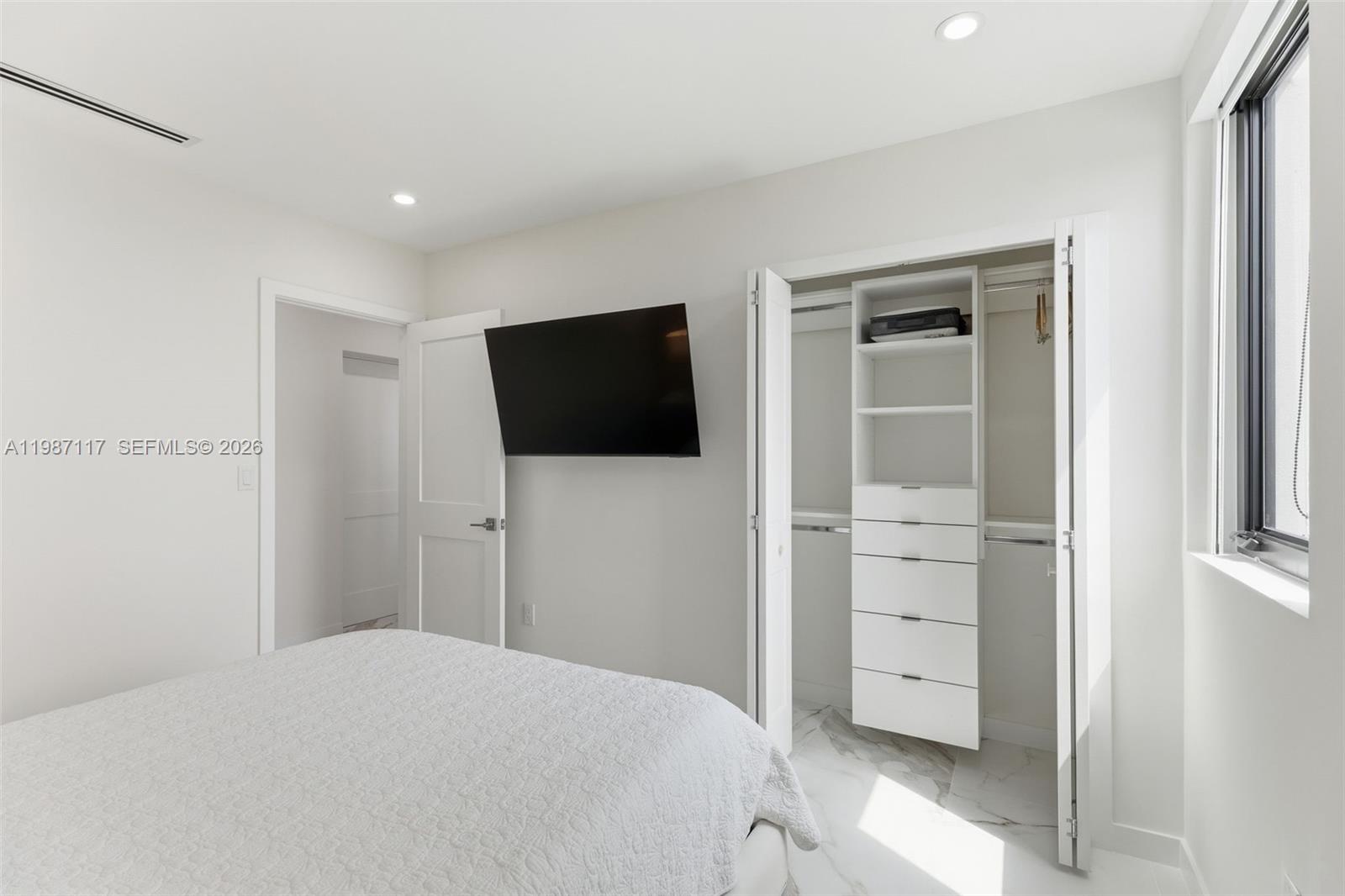 KEY LARGO OCEAN RESORT CO - Residential