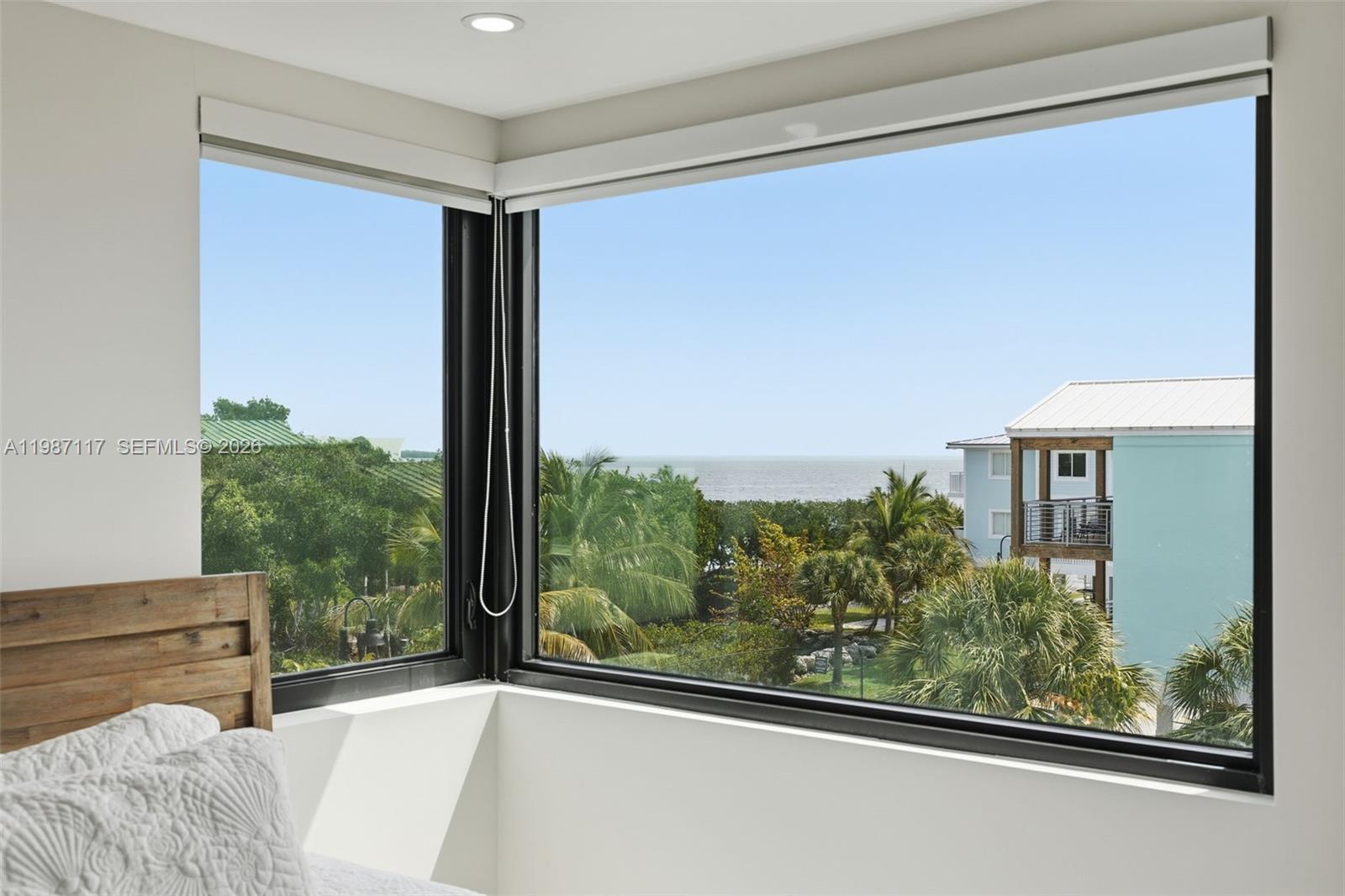 KEY LARGO OCEAN RESORT CO - Residential