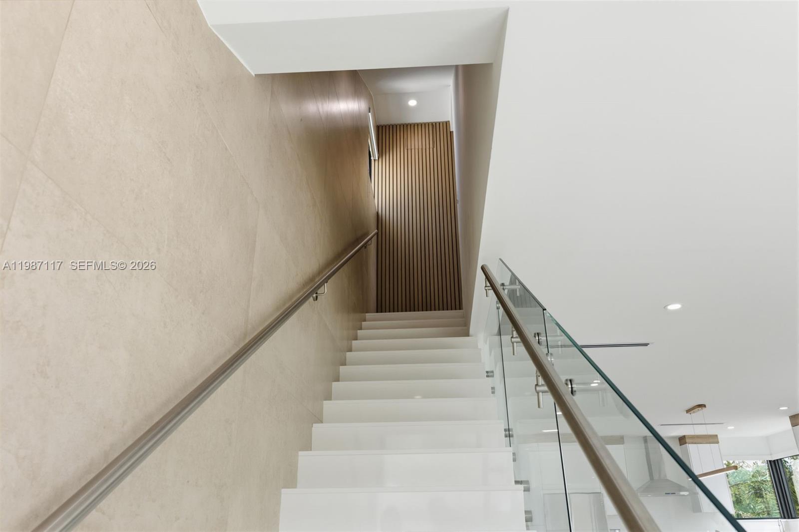 KEY LARGO OCEAN RESORT CO - Residential