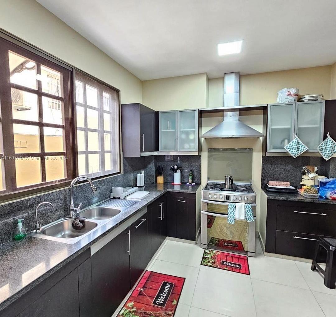 Los Ceibos - Residential