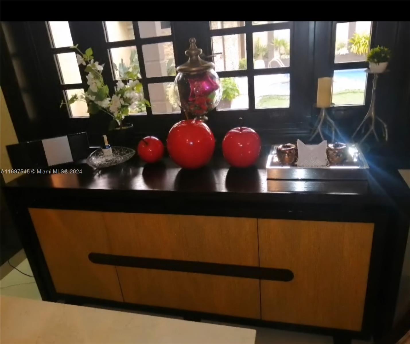 Los Ceibos - Residential