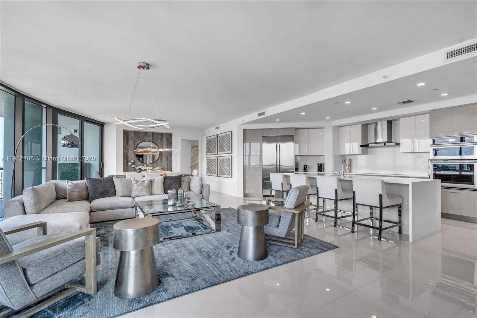 100 LAS OLAS CONDO - Residential