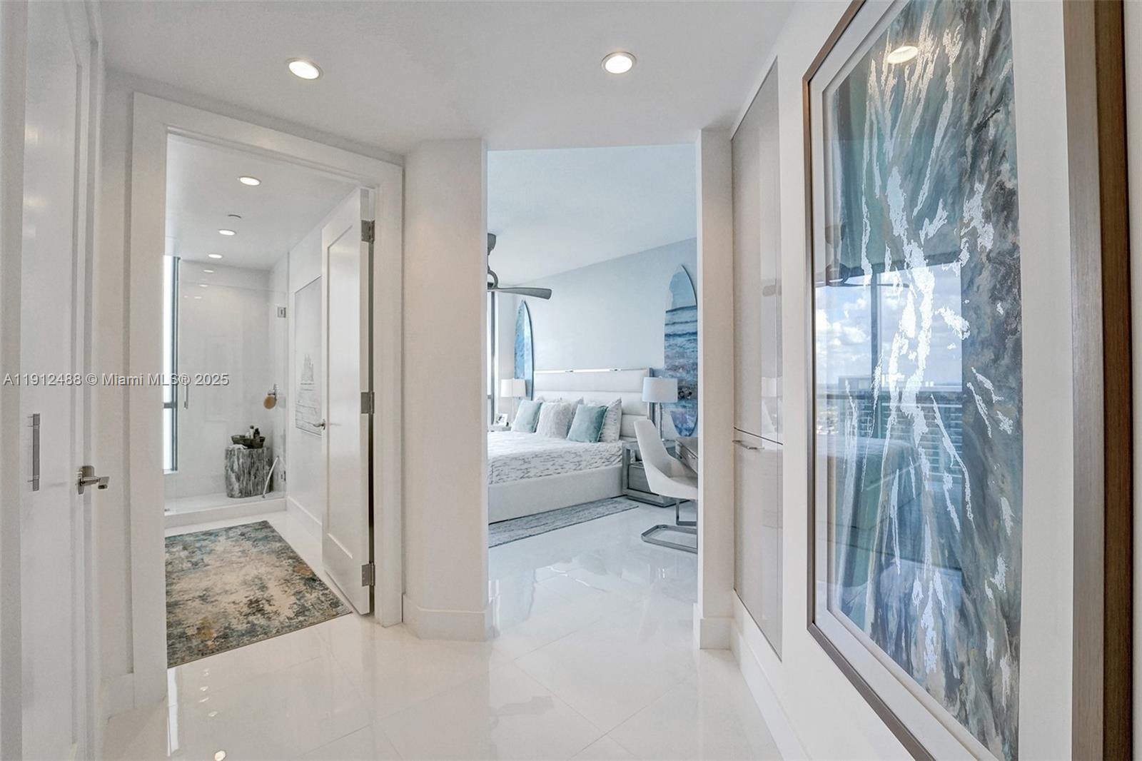 100 LAS OLAS CONDO - Residential