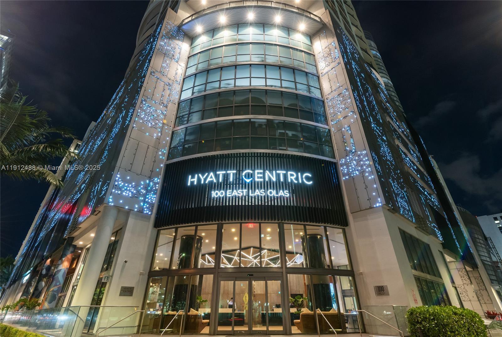 100 LAS OLAS CONDO - Residential
