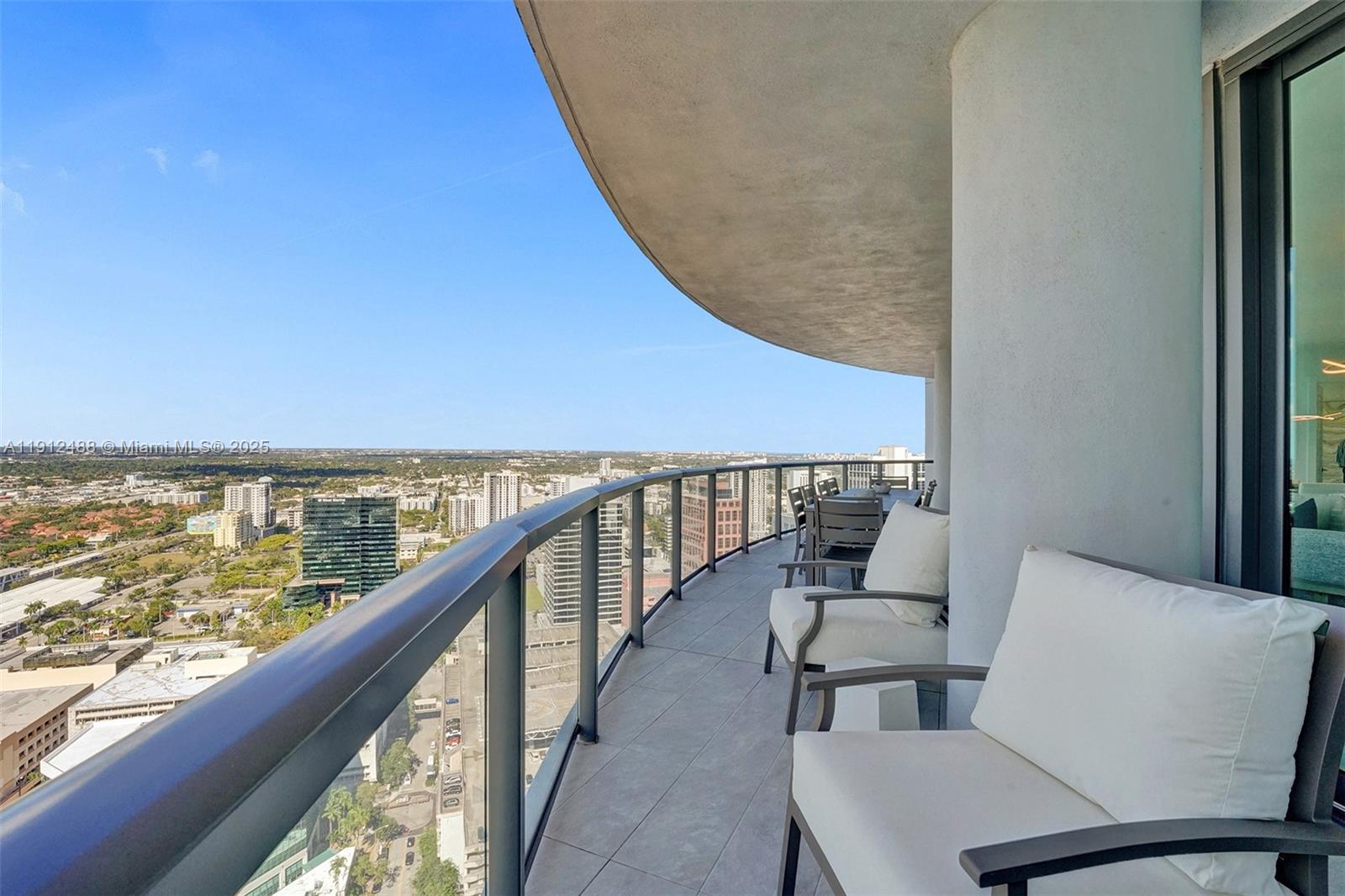 100 LAS OLAS CONDO - Residential
