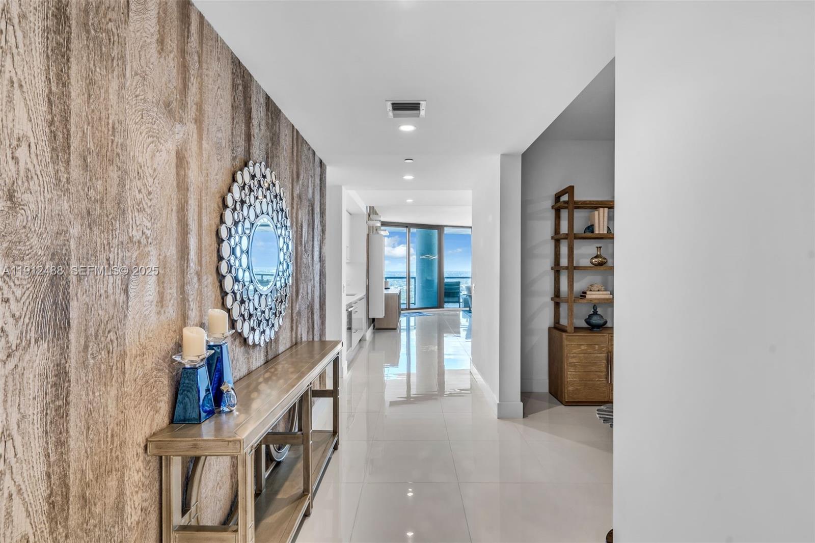 100 LAS OLAS CONDO - Residential